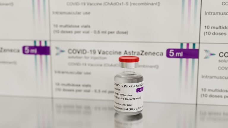vaccine-6164686_1920
